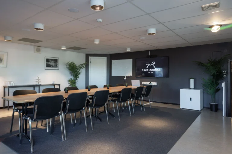 Konferensrum Uno Swed i Karlstad – modern mötesmiljö | Race Course